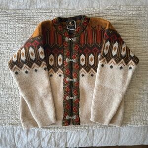 SOLD ELSEWHERE Nesjar | Norwegian Wool Sweater size SMALL